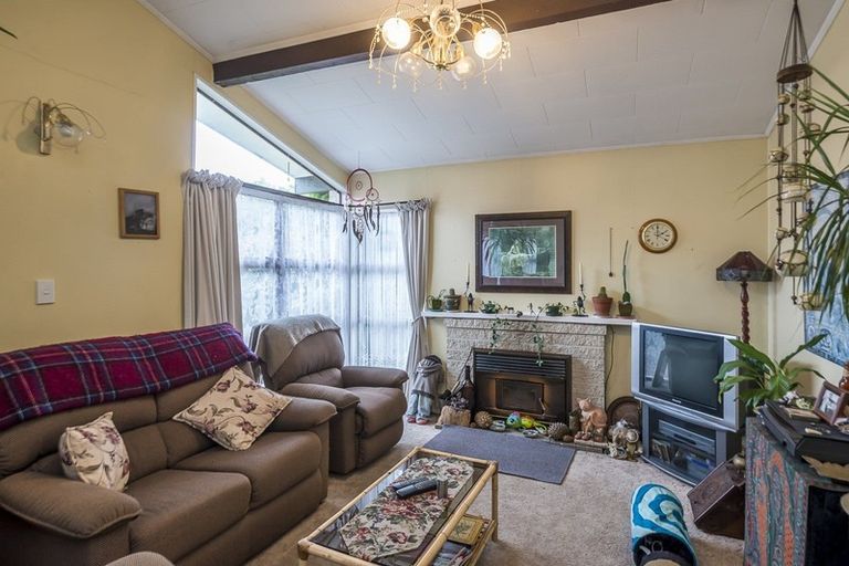 Photo of property in 83 Donovan Road, Paraparaumu Beach, Paraparaumu, 5032