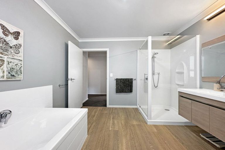 Photo of property in 111 Kenrigg Road, Kinloch, Taupo, 3377
