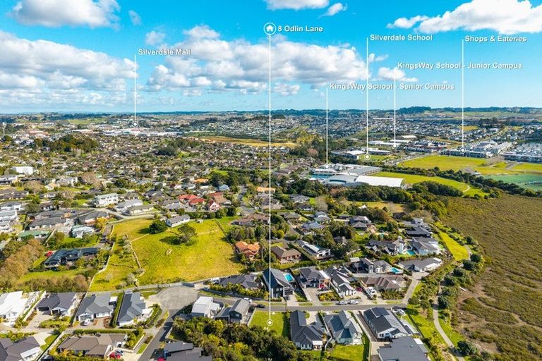 Photo of property in 8 Odlin Lane, Red Beach, 0932