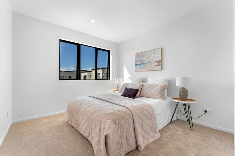 Photo of property in 13 Octans Road, Westgate, 0814