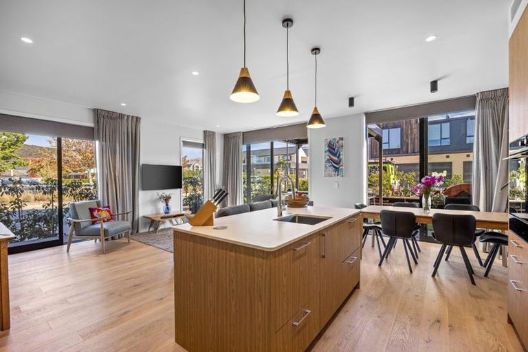 Photo of property in 24 Bellfield Lane, Wanaka, 9305