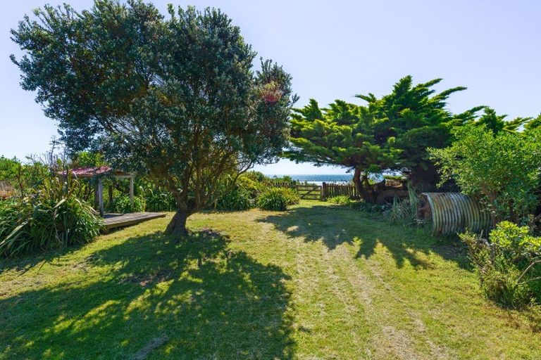 Photo of property in 57 Rodney Avenue, Te Horo Beach, Otaki, 5581