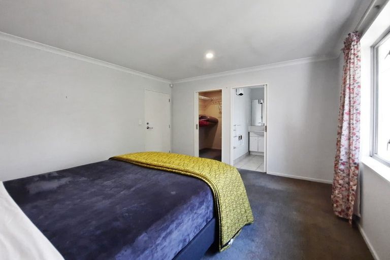 Photo of property in 15a Westburn Terrace, Burnside, Christchurch, 8041