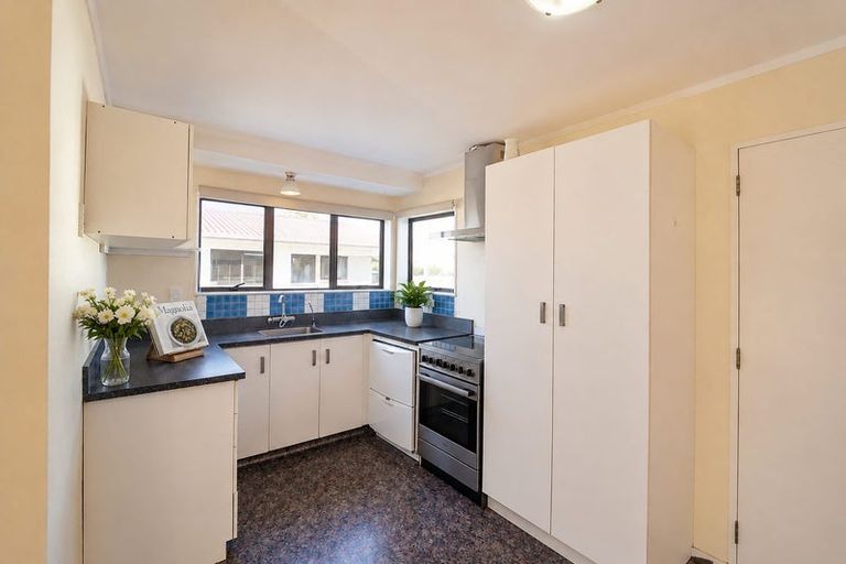 Photo of property in 3/17 Townshend Crescent, Greenmeadows, Napier, 4112