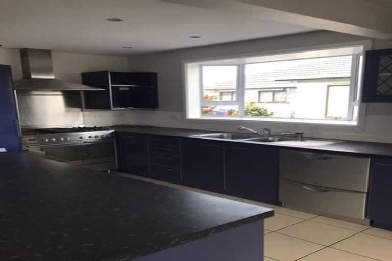 Photo of property in 169 Bower Avenue, New Brighton, Christchurch, 8083