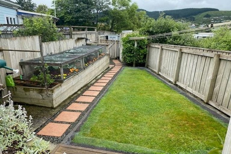 Photo of property in 3 Duncan Street, Tawa, Wellington, 5028