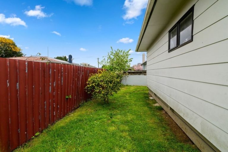 Photo of property in 11a Walker Road, Fairy Springs, Rotorua, 3015