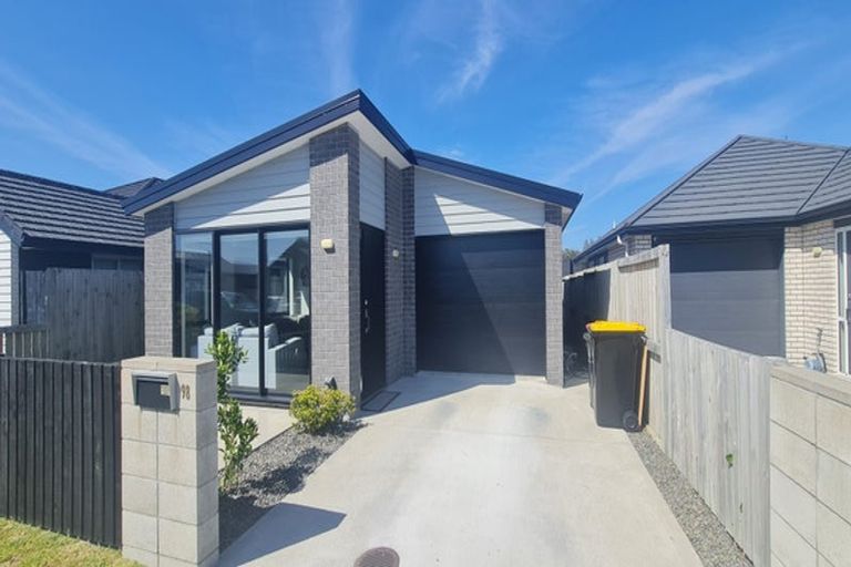 Photo of property in 98 Union Drive, Papamoa, 3118