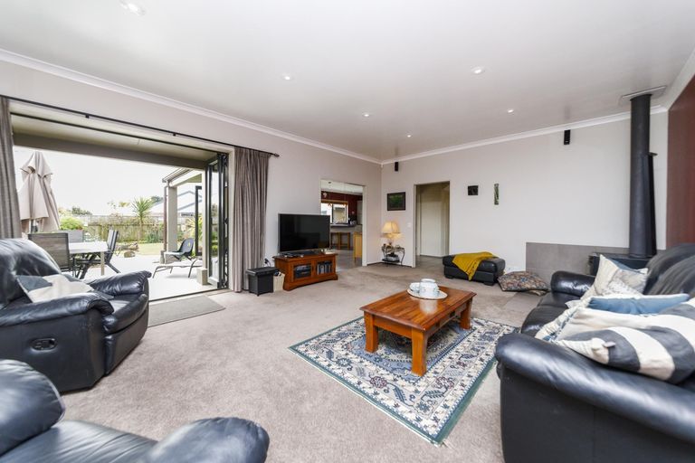 Photo of property in 172 Kelvin Grove Road, Kelvin Grove, Palmerston North, 4414