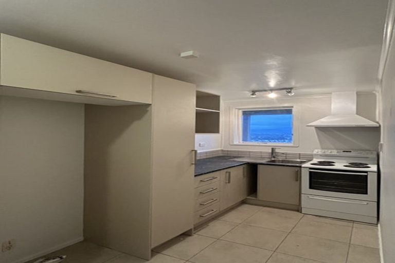 Photo of property in 81 Mills Road, Brooklyn, Wellington, 6021