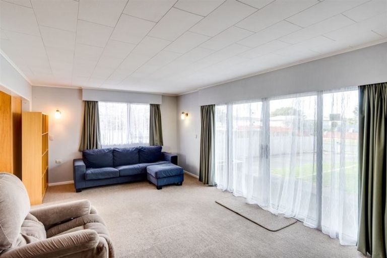 Photo of property in 64 Alexander Avenue, Onekawa, Napier, 4110