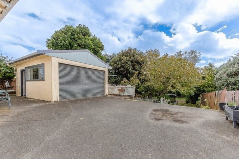 Photo of property in 30 Konini Street, Tawhero, Whanganui, 4501