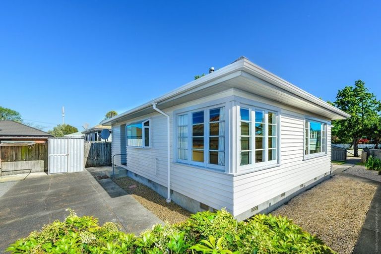 Photo of property in 304 Wairakei Road, Bryndwr, Christchurch, 8053