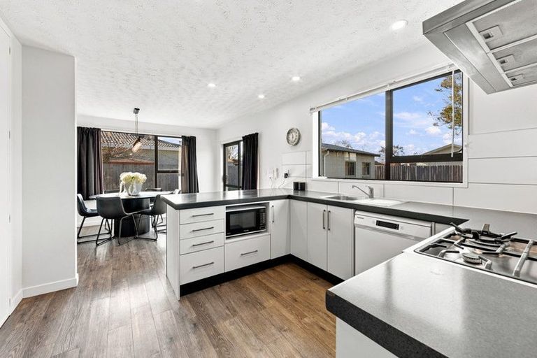 Photo of property in 56 Grimseys Road, Redwood, Christchurch, 8051