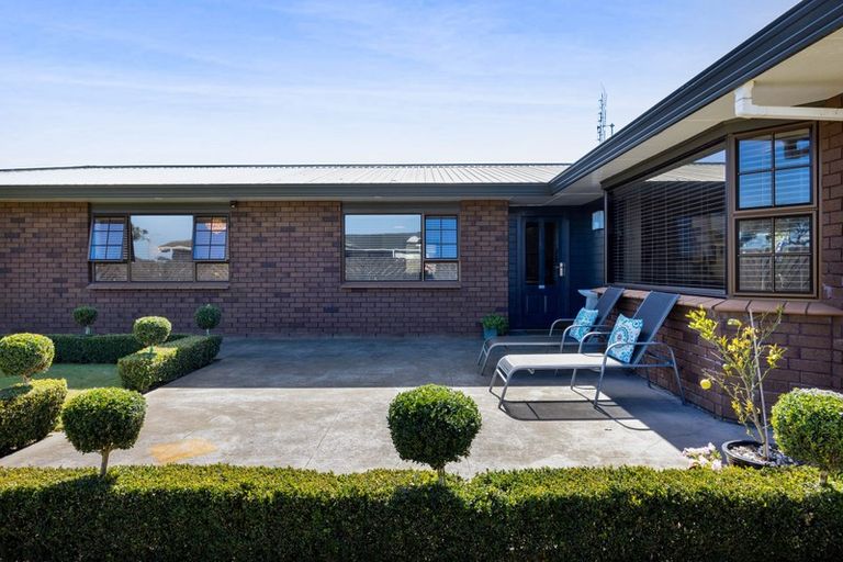 Photo of property in 74 Rata Street, Hawera, 4610