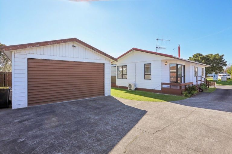 Photo of property in 35 Monowai Street, Mount Maunganui, 3116