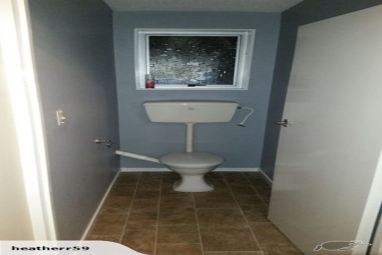 Photo of property in 17 Mckellar Place, Hornby, Christchurch, 8042