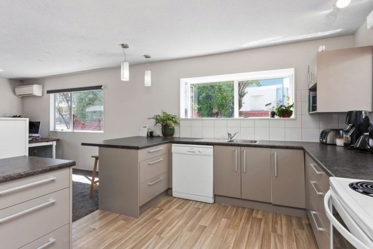 Photo of property in 45 Strickland Street, Sydenham, Christchurch, 8023