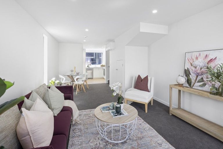 Photo of property in 32 John Street, Stokes Valley, Lower Hutt, 5019