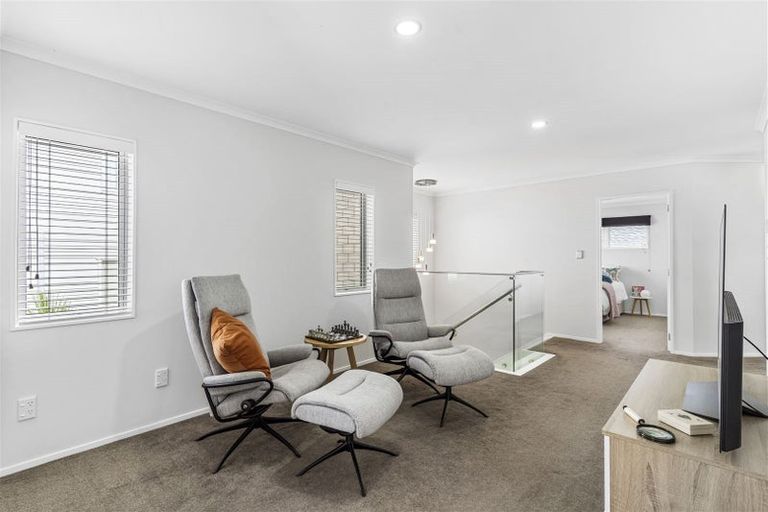 Photo of property in 80b Moore Street, Howick, Auckland, 2014