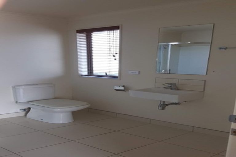 Photo of property in 24 Reins Road, Takanini, 2112