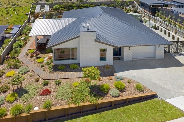 Photo of property in 71 Sunningdale Drive, Stoke, Nelson, 7011