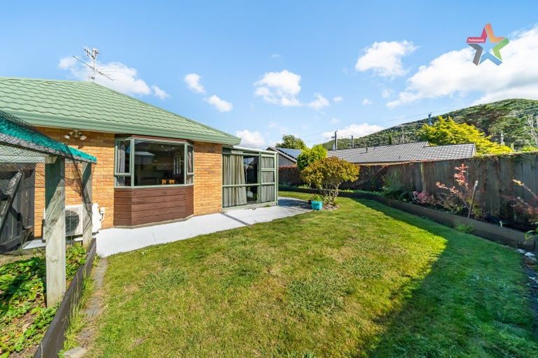 Photo of property in 36 Mary Huse Grove, Manor Park, Lower Hutt, 5019