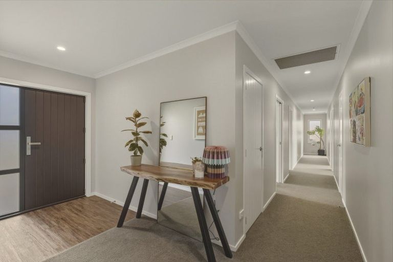 Photo of property in 9 Rawiri Drive, Bell Block, New Plymouth, 4312