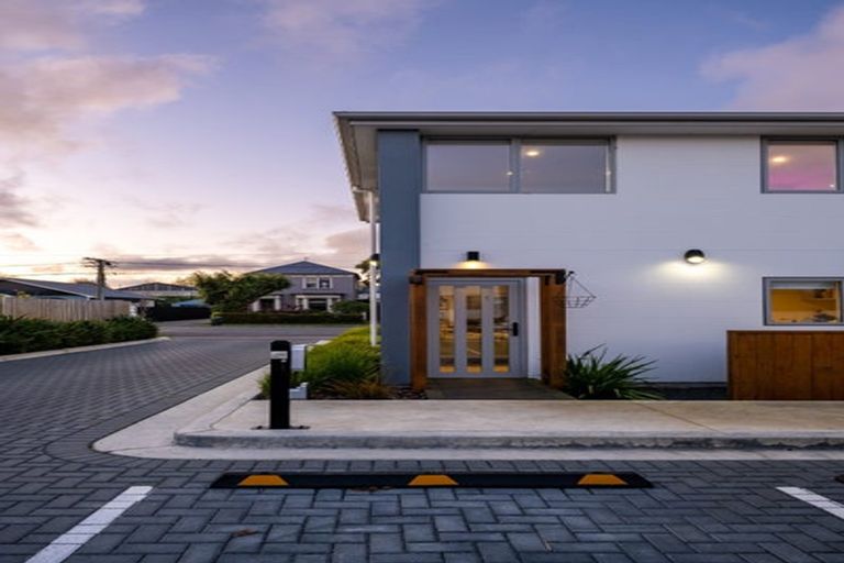 Photo of property in 1/48 Ward Street, Addington, Christchurch, 8024