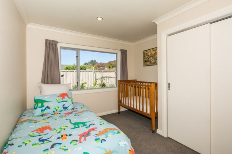 Photo of property in 101a Taradale Road, Onekawa, Napier, 4110