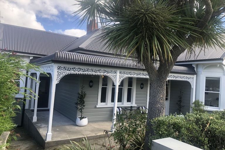 Photo of property in 175 Gladstone Road, Dalmore, Dunedin, 9010