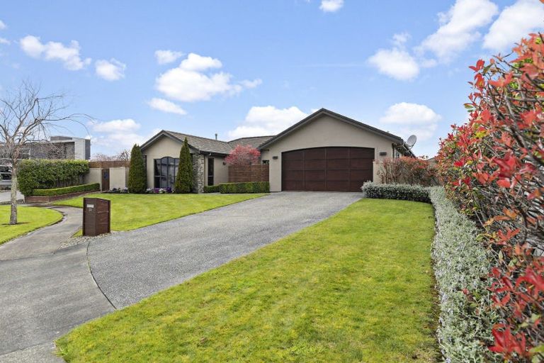 Photo of property in 14 Trump Place, Kelvin Grove, Palmerston North, 4414