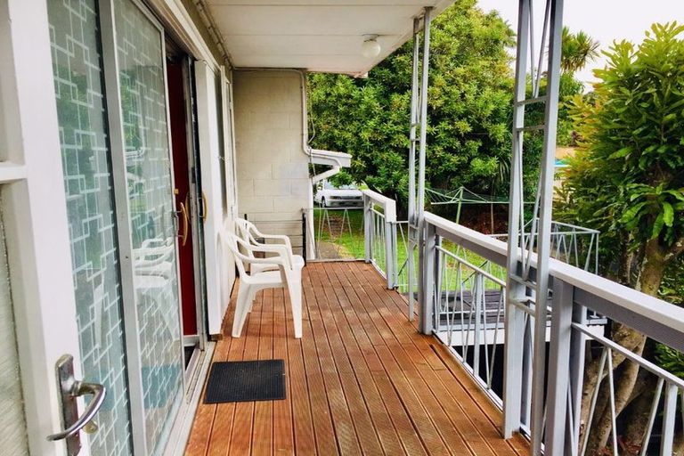 Photo of property in 20 Karaka Street, New Lynn, Auckland, 0600