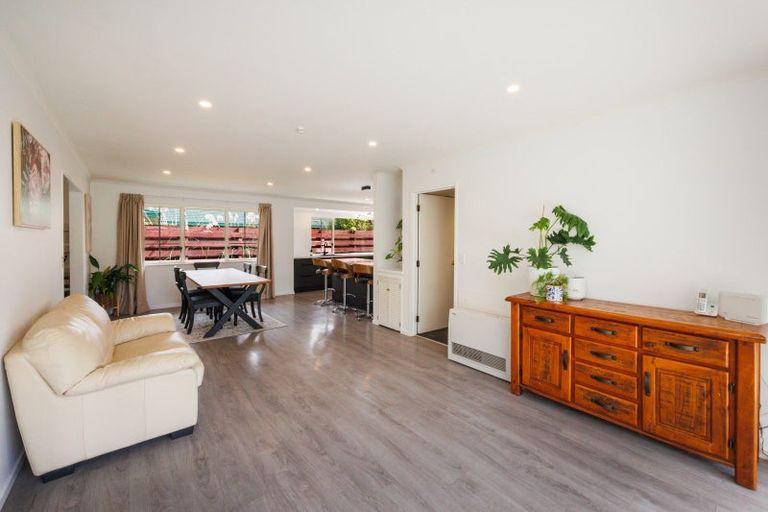 Photo of property in 10 Sandstrom Grove, Feilding, 4702