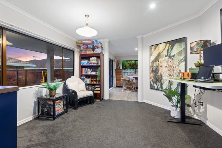 Photo of property in 28 Stableford Drive, Pyes Pa, Tauranga, 3112