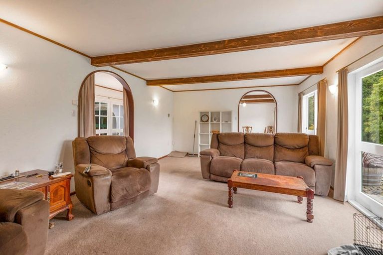 Photo of property in 674 Kelvin Grove Road, Kelvin Grove, Palmerston North, 4470