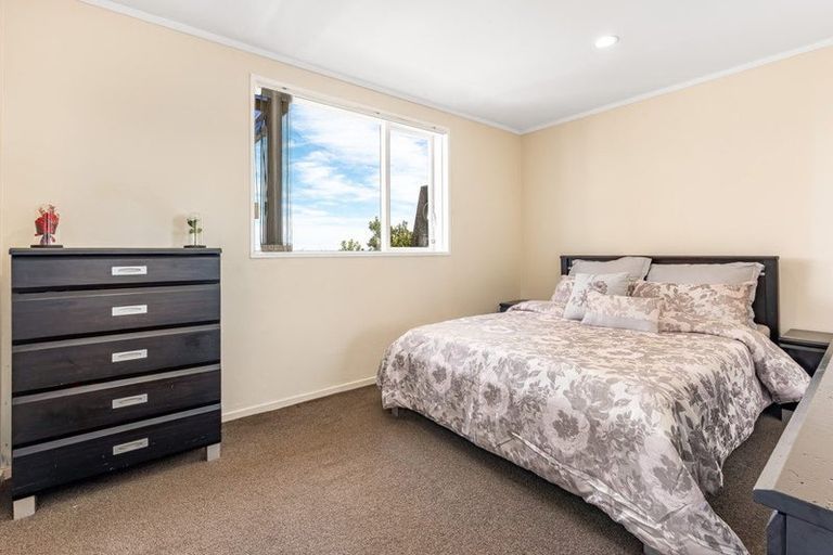 Photo of property in 16 Southgate Road, Southgate, Wellington, 6023