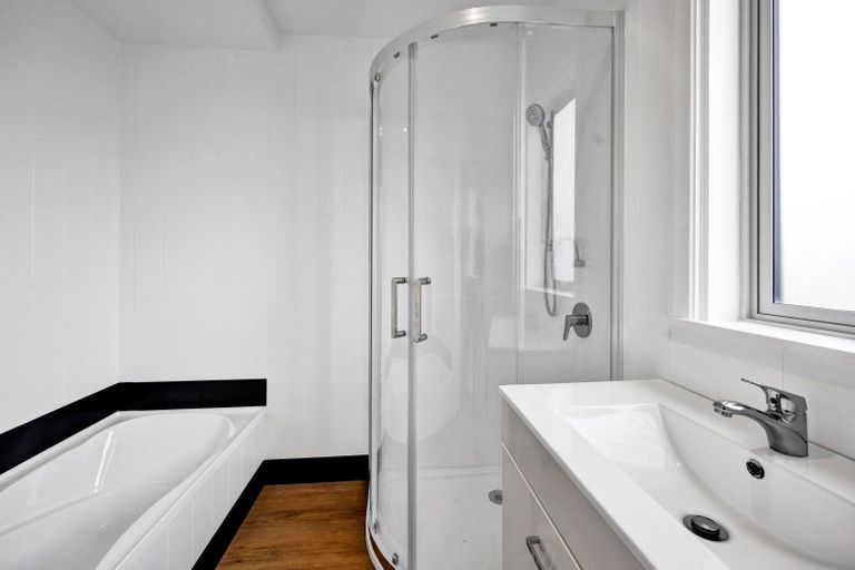 Photo of property in 43 Celia Street, Stratford, 4332