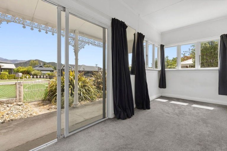 Photo of property in 15 Arklow Street, Albert Town, Wanaka, 9305