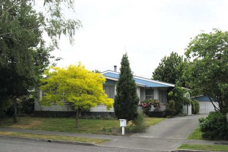 Photo of property in 25 Yardley Street, Avonhead, Christchurch, 8042