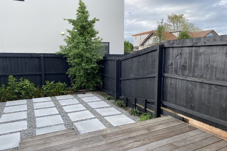 Photo of property in 5/27 New Brighton Road, Shirley, Christchurch, 8061