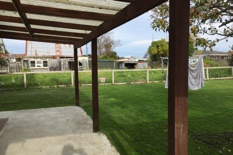 Photo of property in 31 Rata Avenue, Edgecumbe, 3120