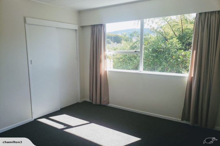 Photo of property in 17 Kowhai Street, Tawa, Wellington, 5028