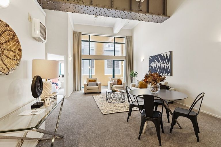 Photo of property in Vicino Apartments, 17/33 Taranaki Street, Te Aro, Wellington, 6011