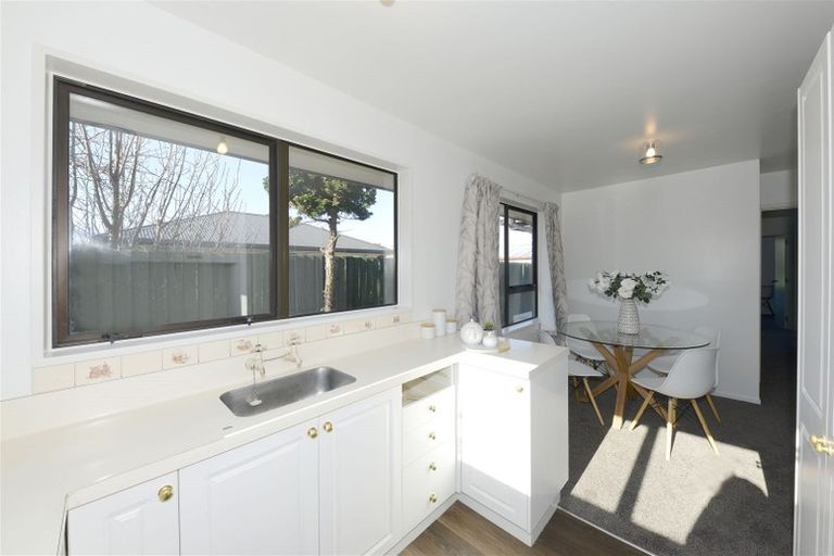 Photo of property in 40a Reginald Street, Burwood, Christchurch, 8083