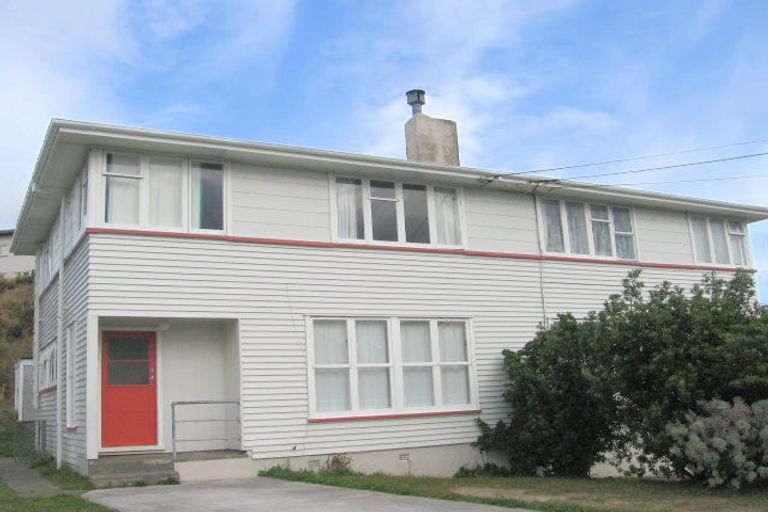 Photo of property in 8 Rahui Street, Strathmore Park, Wellington, 6022