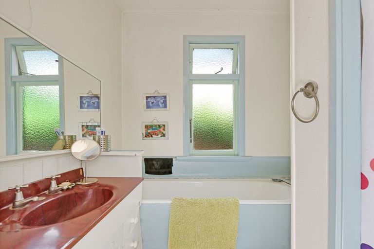 Photo of property in 182 Collingwood Street, Nelson, 7010