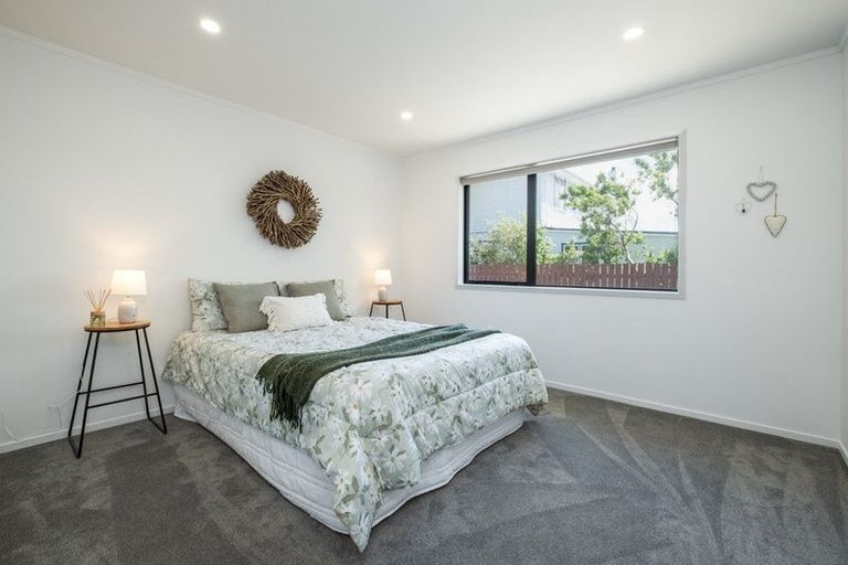 Photo of property in 2/14 Nathan Street, Tawa, Wellington, 5028