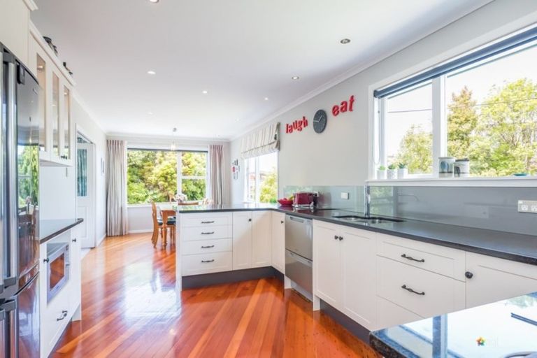 Photo of property in 15 Wilson Grove, Normandale, Lower Hutt, 5010