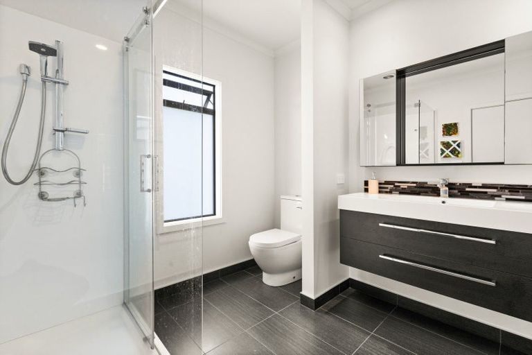 Photo of property in 32 Quarry Ridge, Poraiti, Napier, 4182